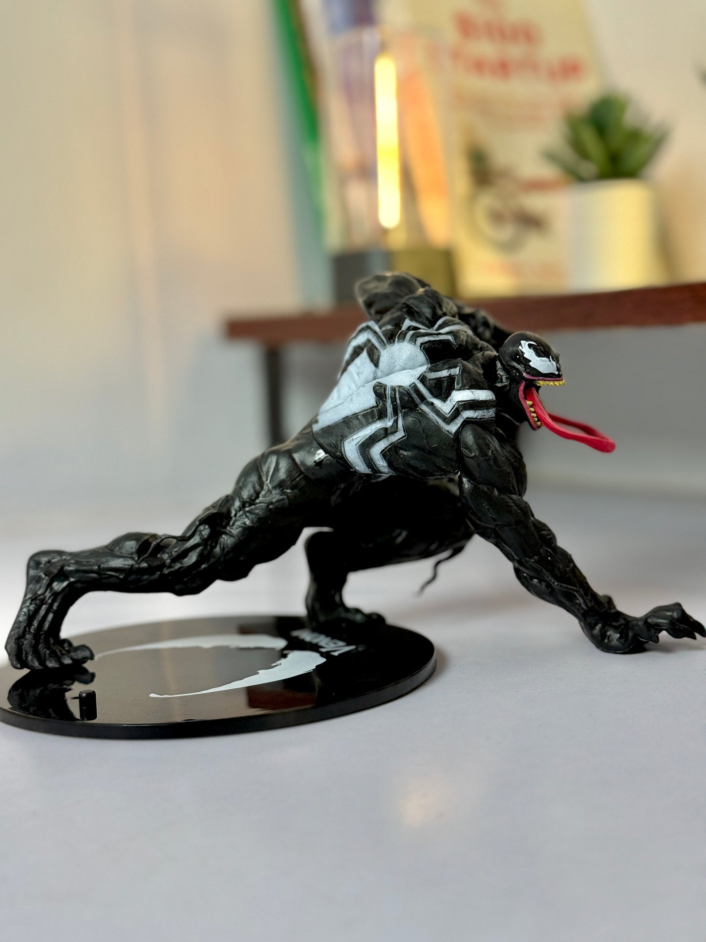 18 cm Venom Figurine – Marvel Collectible Action Figure