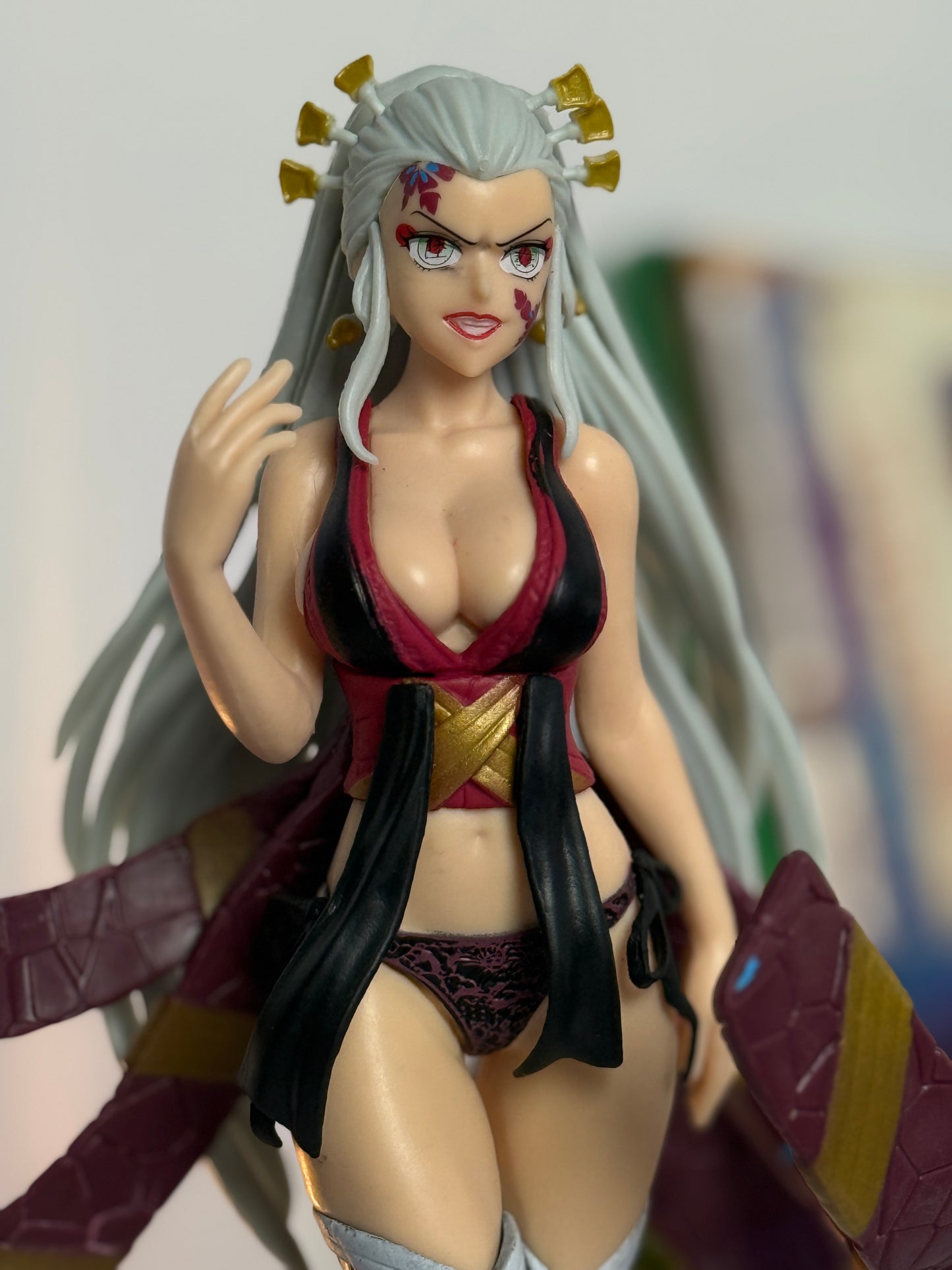 DEMON SLAYER DAKI ACTION FIGURE 30CM