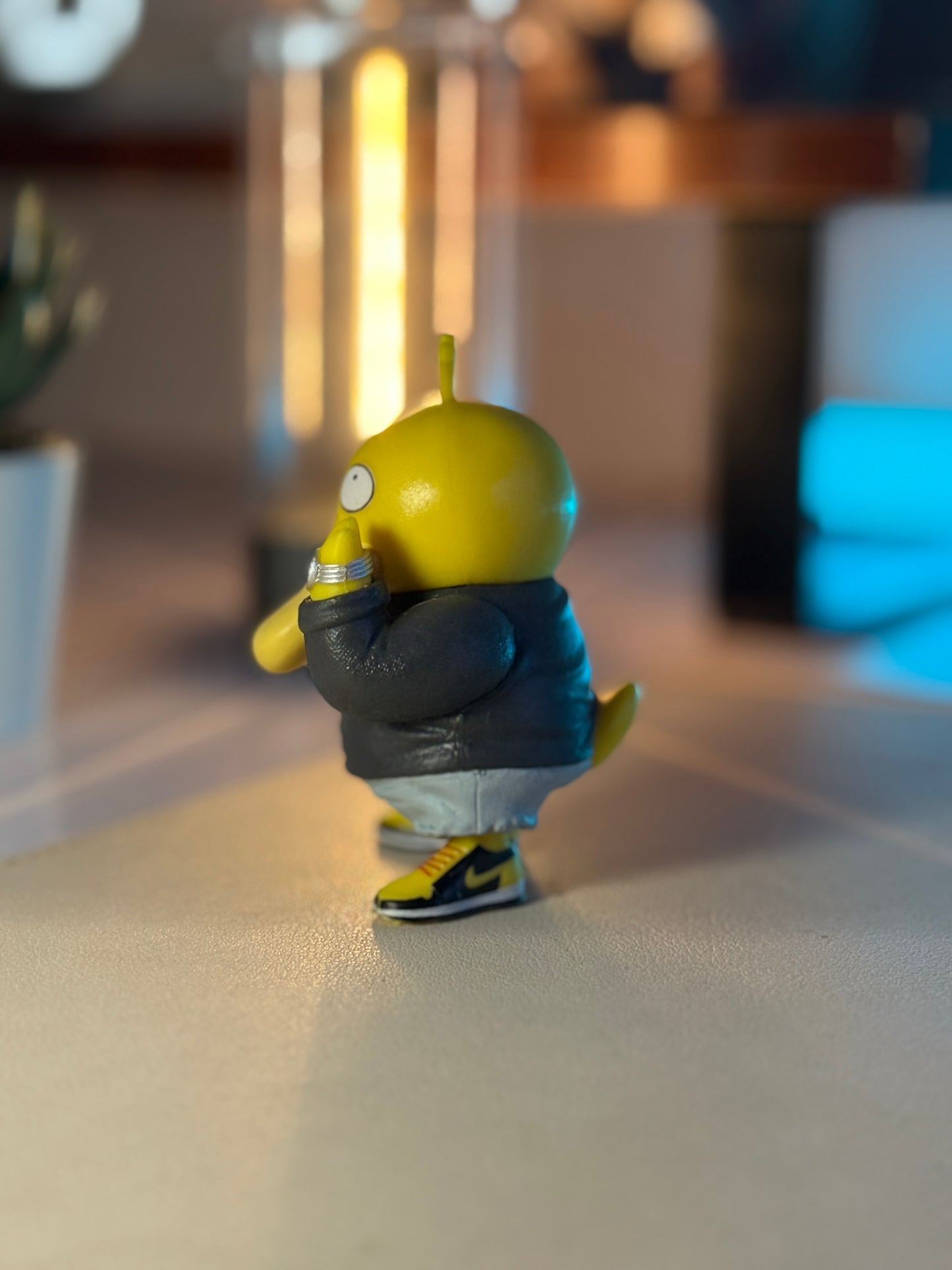 Psyduck Streetwear Figure – 10cm Pokémon Collectible with Champion Hoodie & G-Shock Watch