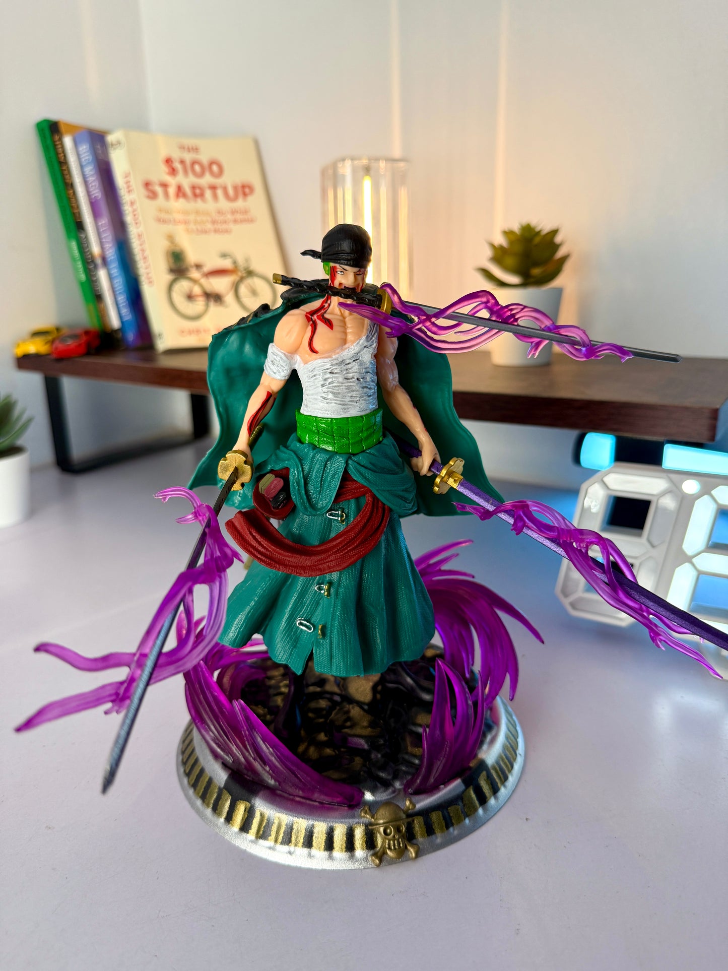Roronoa Zoro Three-Sword Style Black Cap Figure - One Piece Collectible (21CM)