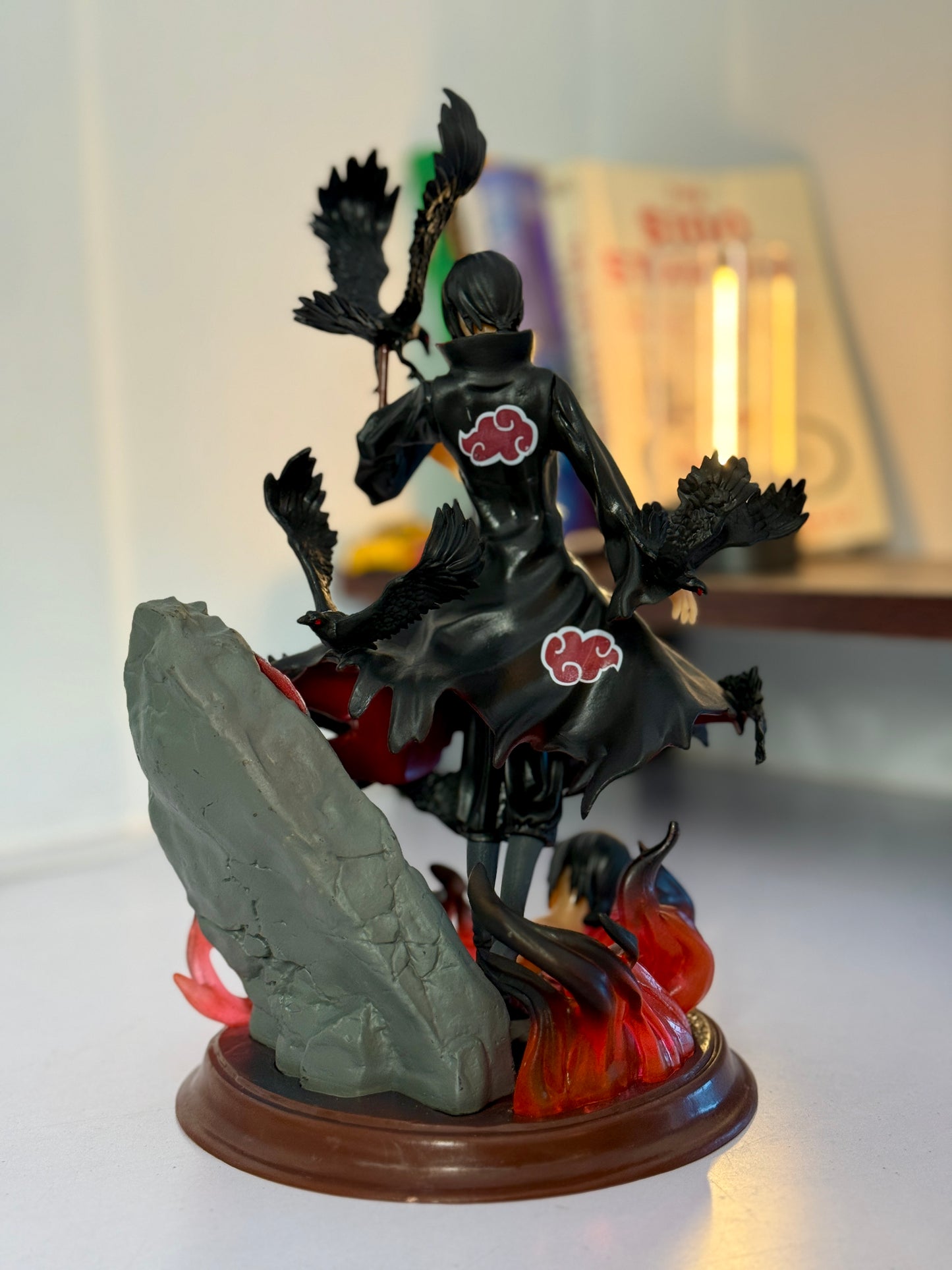 Itachi Uchiha Crow & Amaterasu Flames Action Figure - Naruto Shippuden Collectible (25cm)