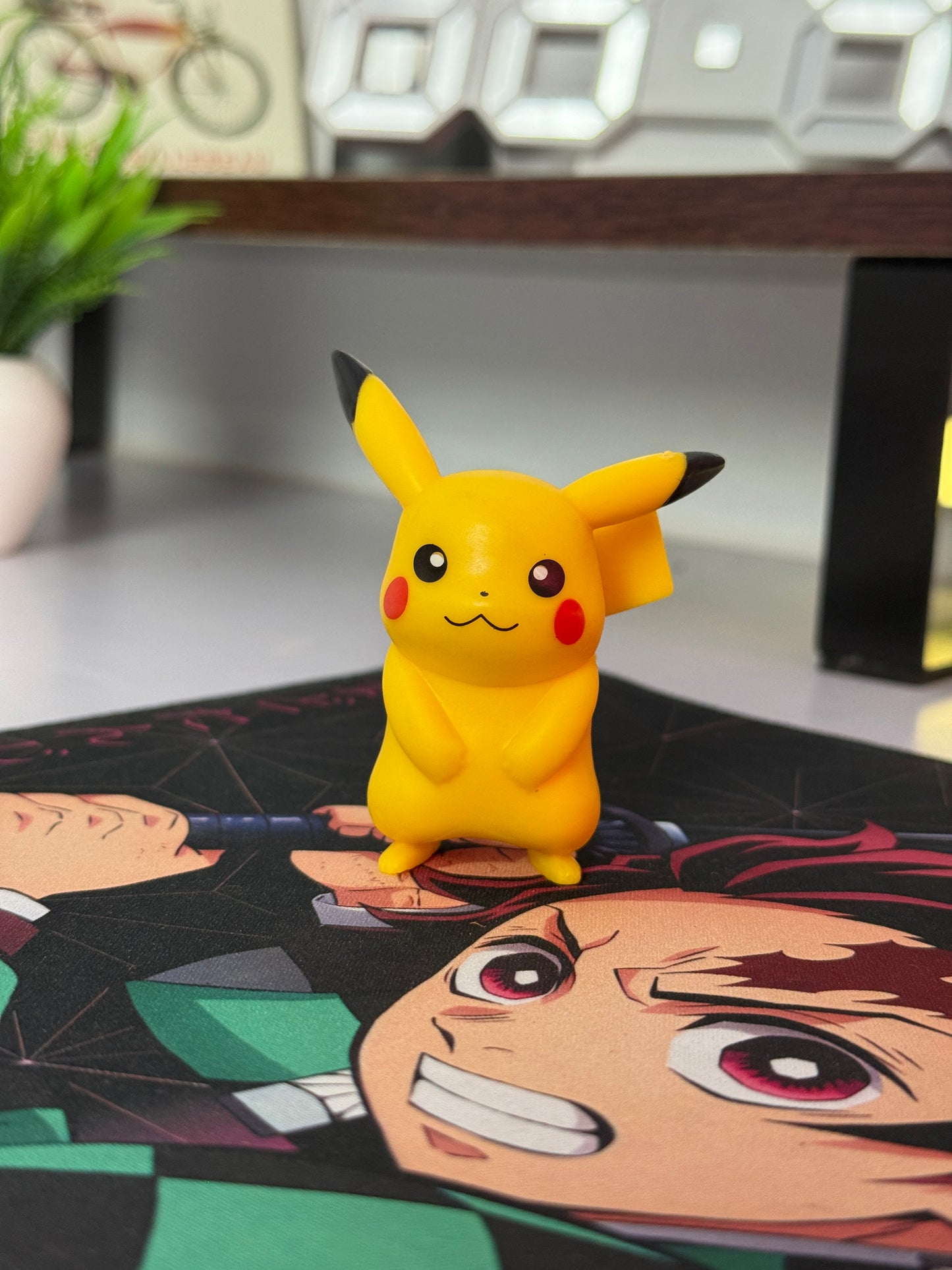 Pikachu Pokémon Figure - Iconic Electric-Type Collectible (8CM)