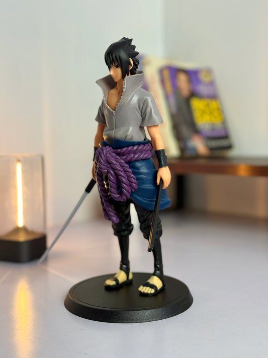 SASUKE STANDING 30 CM ACTION FIGURE