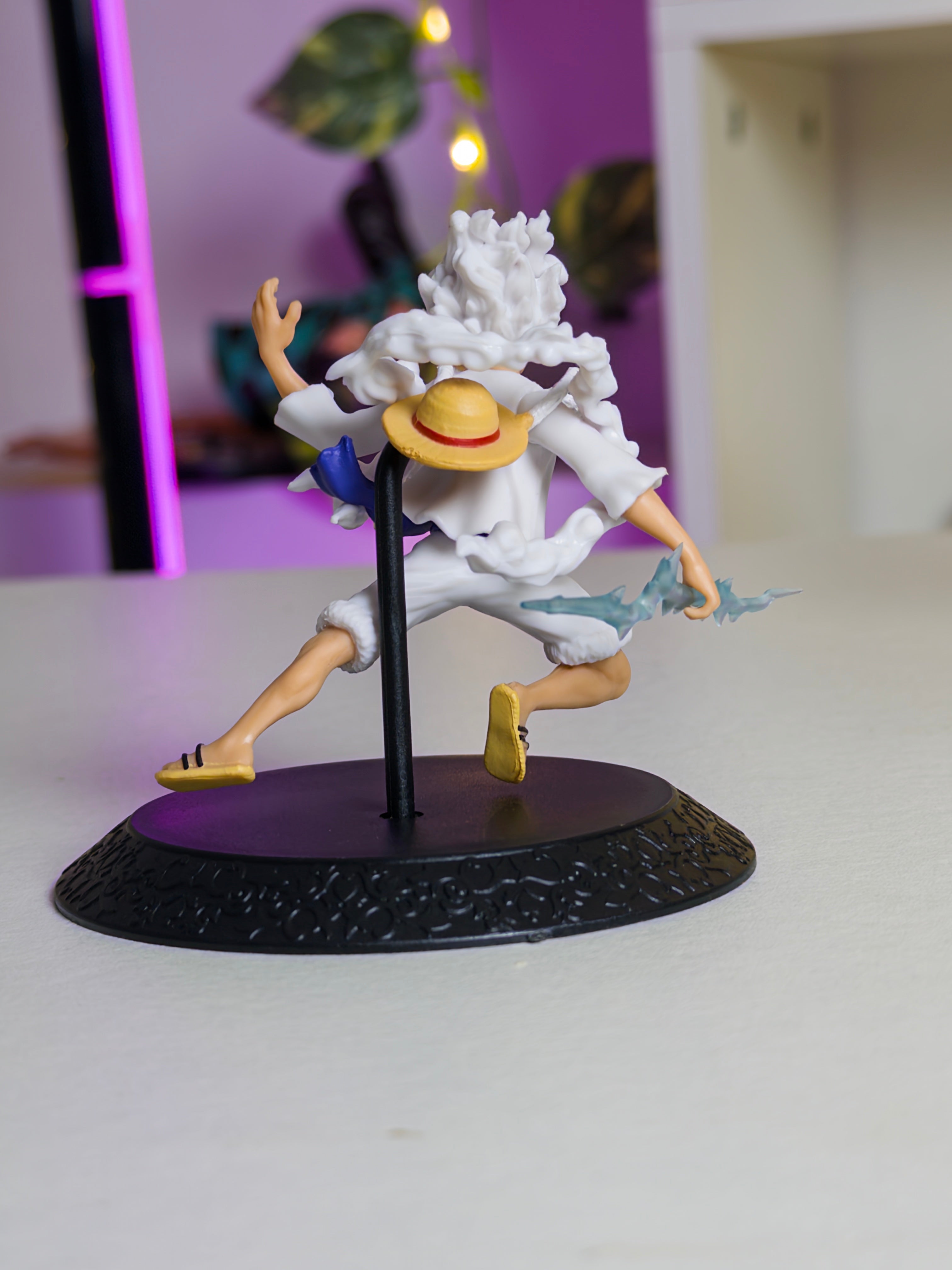 Gear 5 Luffy Smiling Pose 15cm — Action Nook Premium Anime Collectible Figure