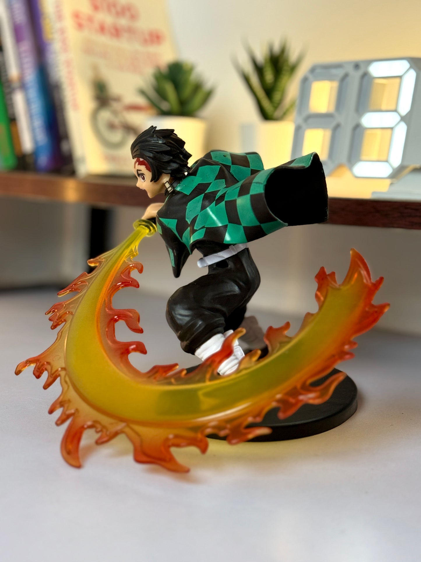 Demon Slayer Tanjiro Kamado 17cm Action Figure – Flame Sword Effect Anime Collectible Statue