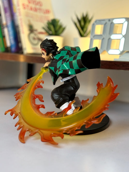Demon Slayer Tanjiro Kamado 17cm Action Figure – Flame Sword Effect Anime Collectible Statue