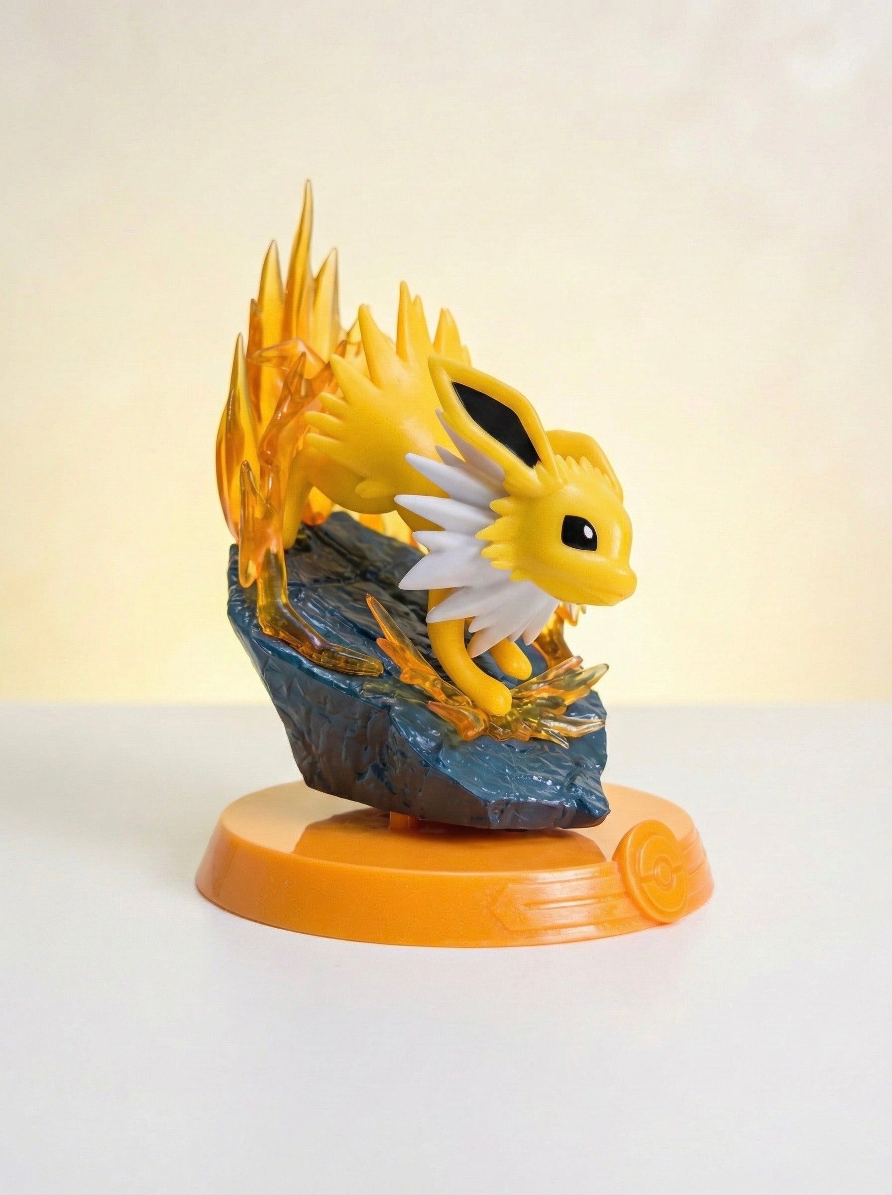 Pokémon Jolteon Mini Action Figure – 12 cm Electric-Type Collectible