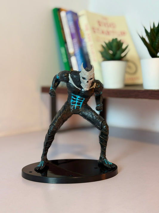 Hibino Kafka from Kaiju No.8
 Figure 17cm