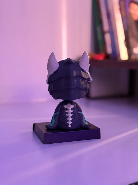 Kaiju No. 8 - Kafka Hibino (Kaiju Form) Sitting Figure