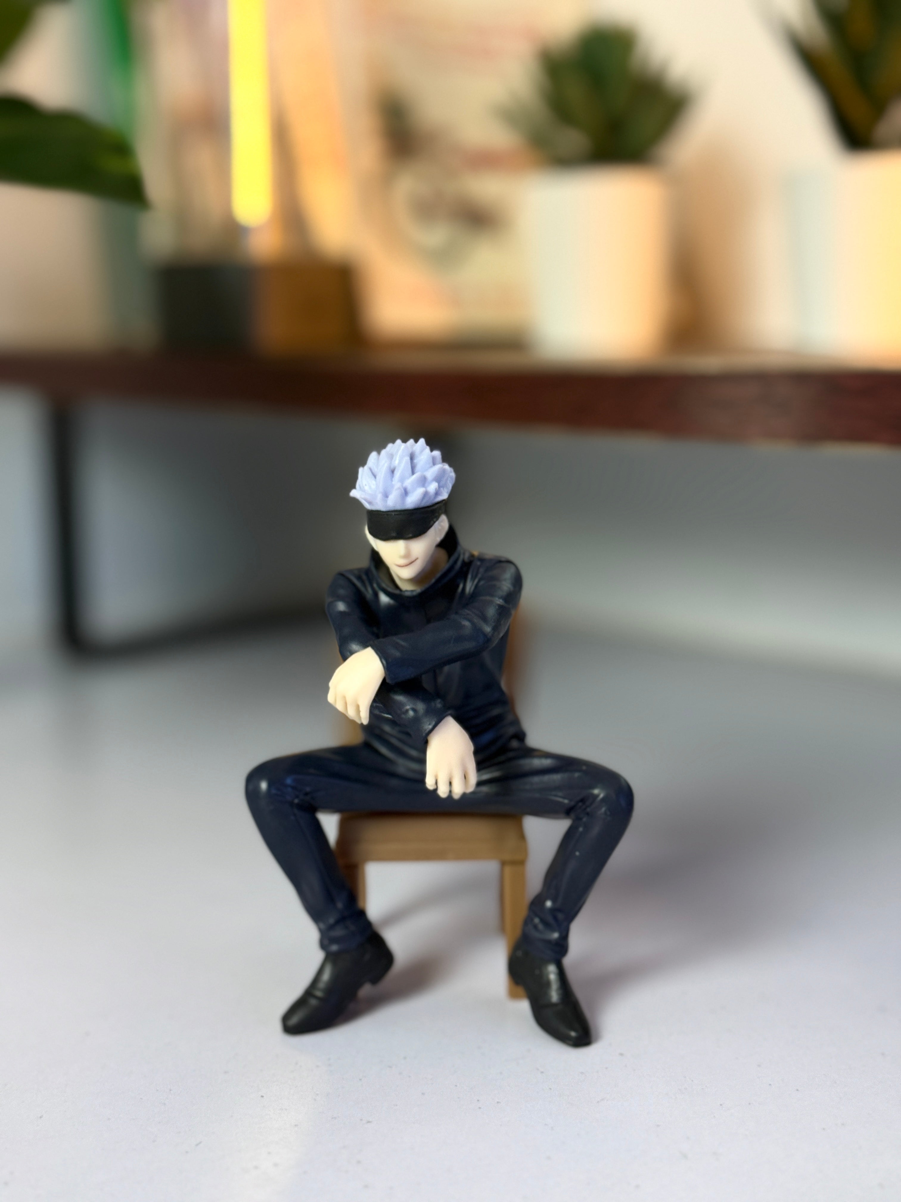 13 cm Satoru Gojo Figurine – Jujutsu Kaisen Sitting Pose Collectible