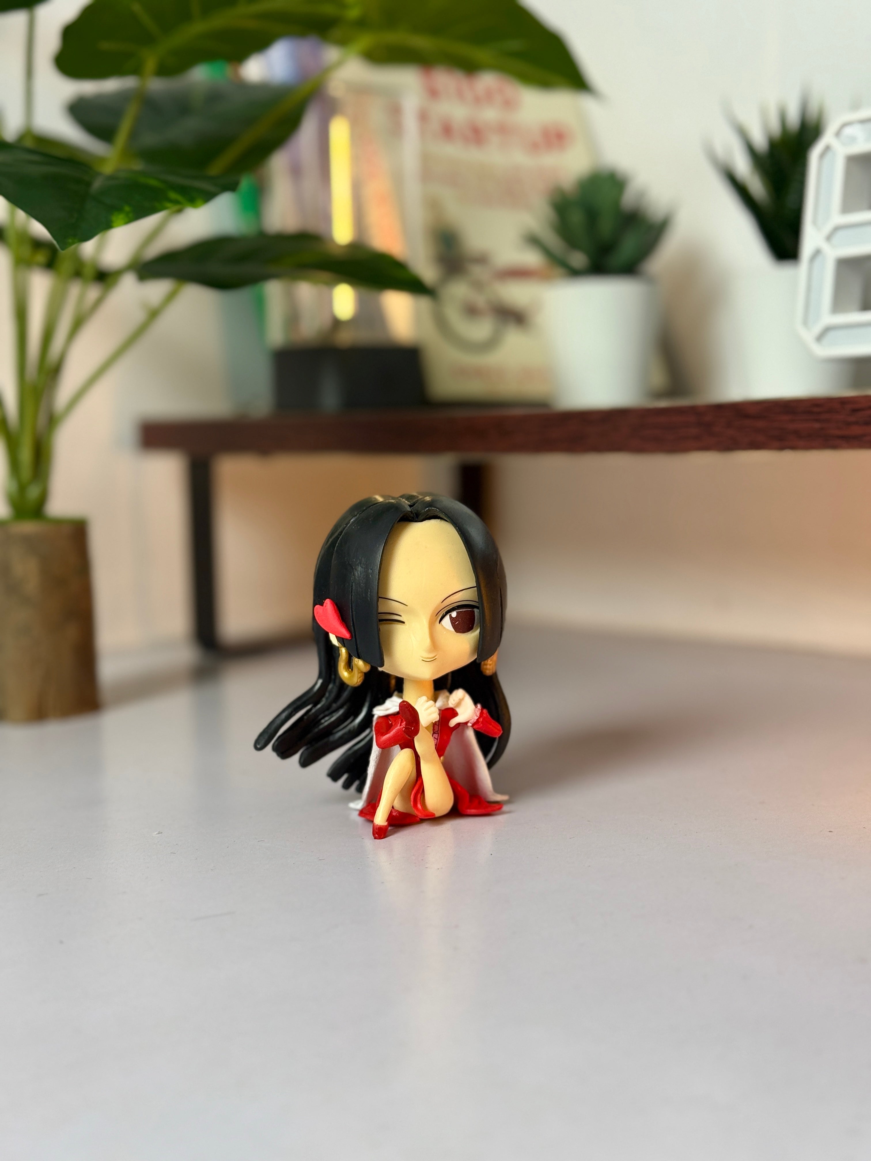 13 cm Boa Hancock Figurine – One Piece Chibi Style Collectible