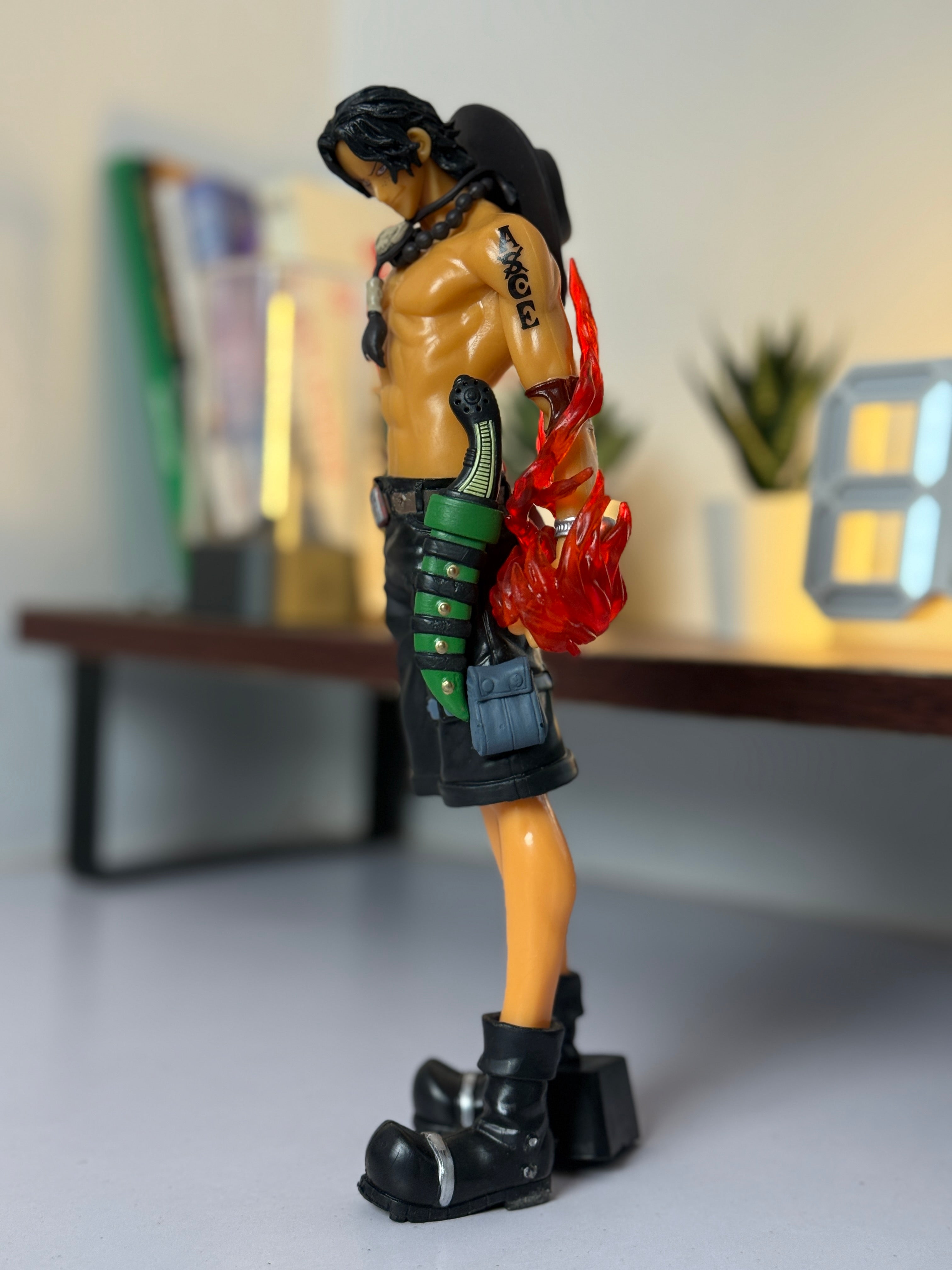 25 cm Portgas D. Ace Figurine – One Piece Fire Fist Collectible