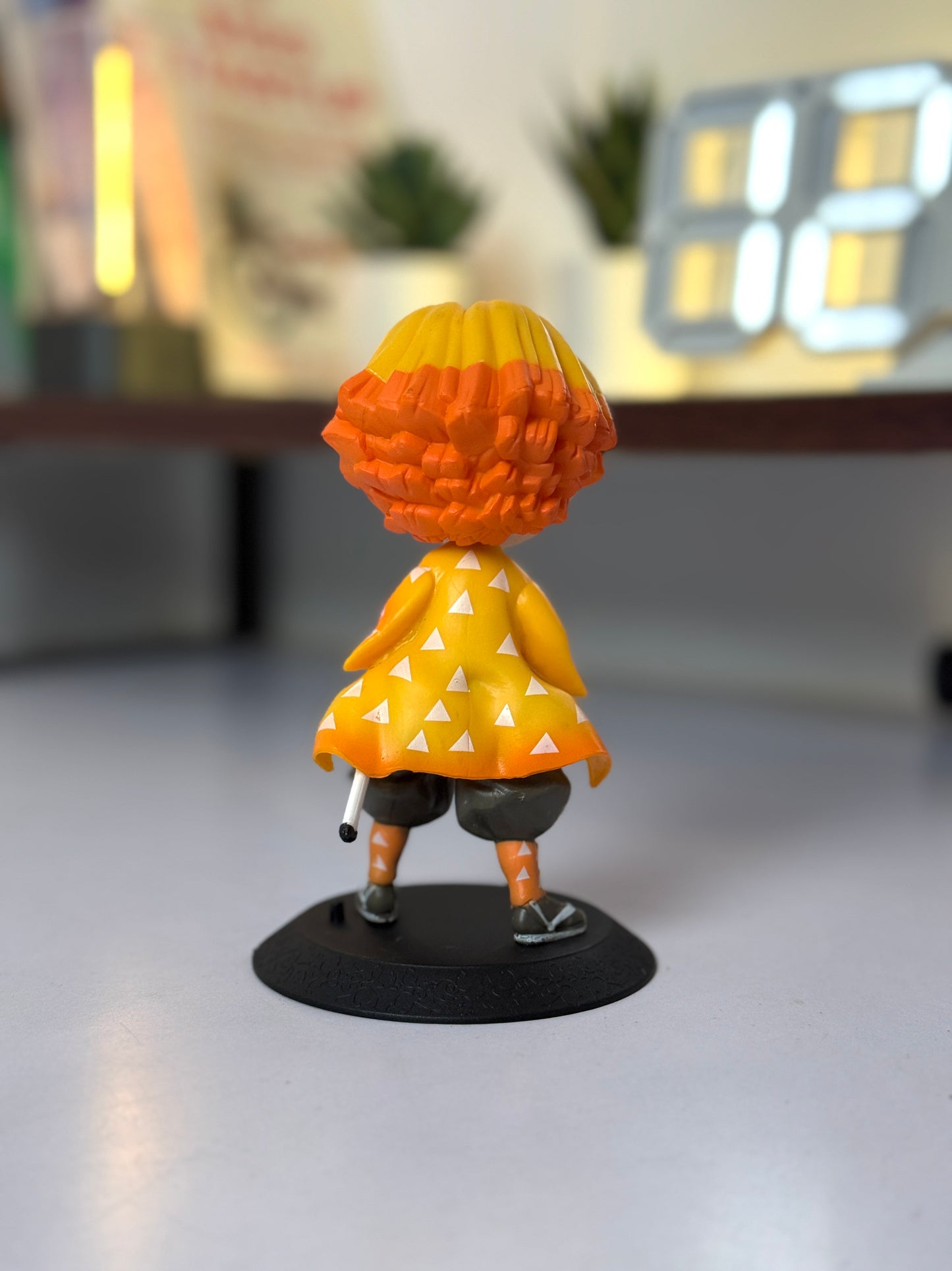 15 cm Zenitsu Agatsuma Figurine – Demon Slayer Anime Collectible