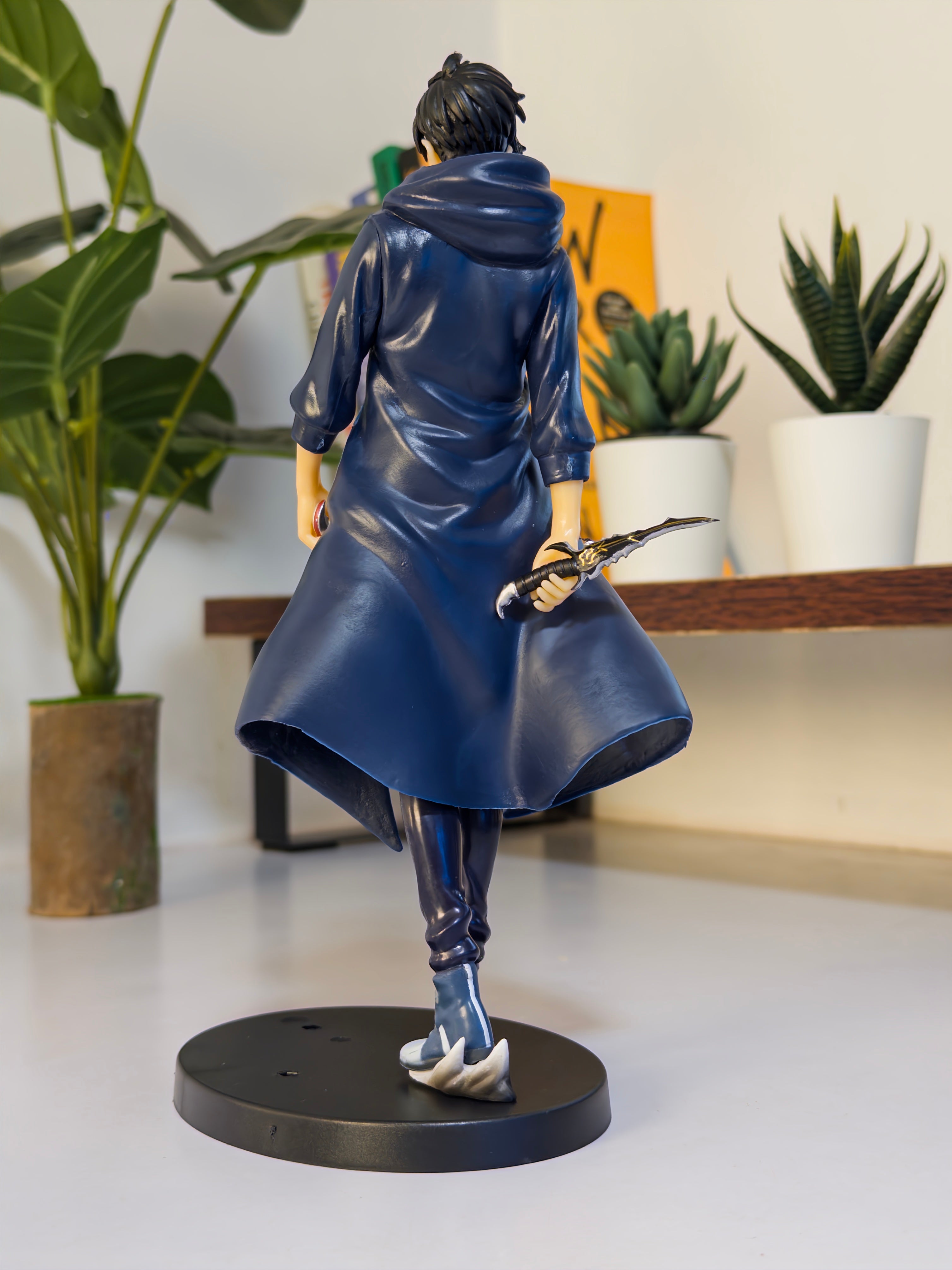 Sung Jinwoo Solo Leveling Figure – 22cm Shadow Monarch Collectible Statue | Action Nook