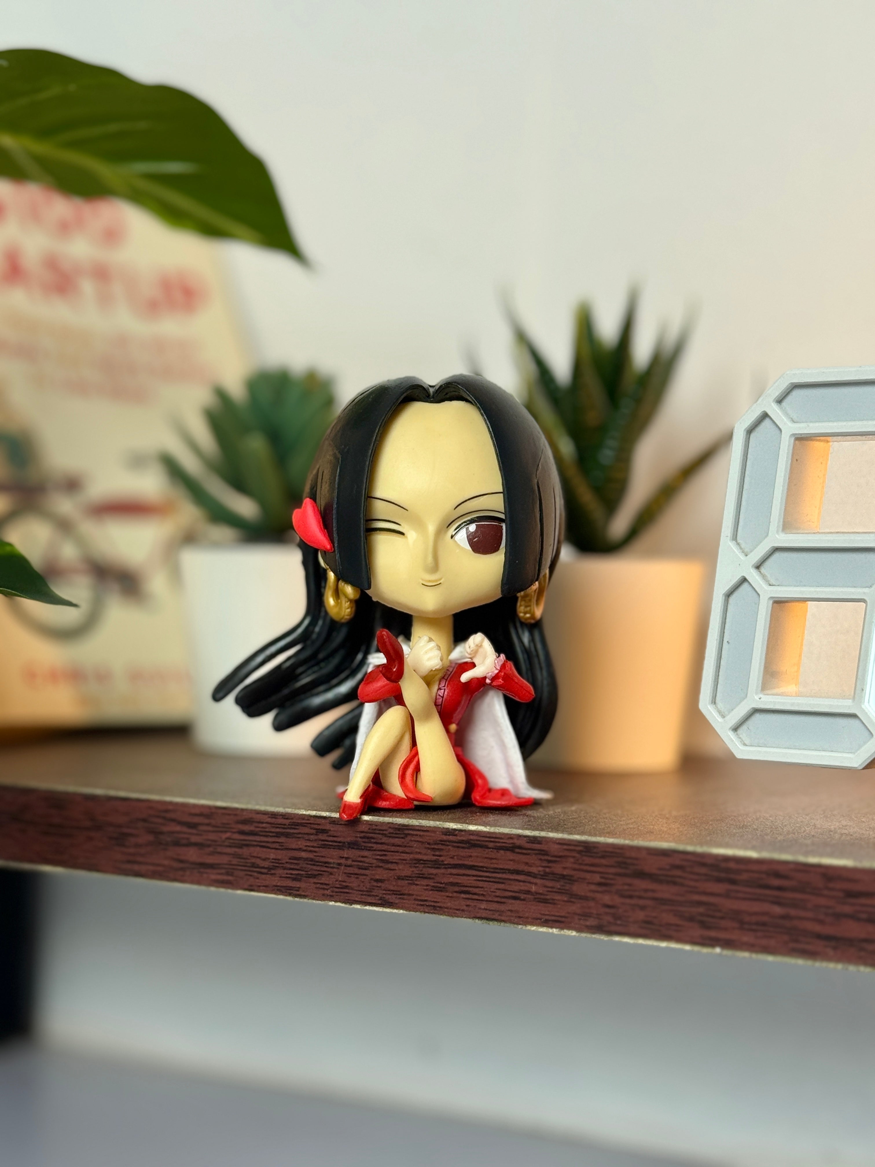 13 cm Boa Hancock Figurine – One Piece Chibi Style Collectible