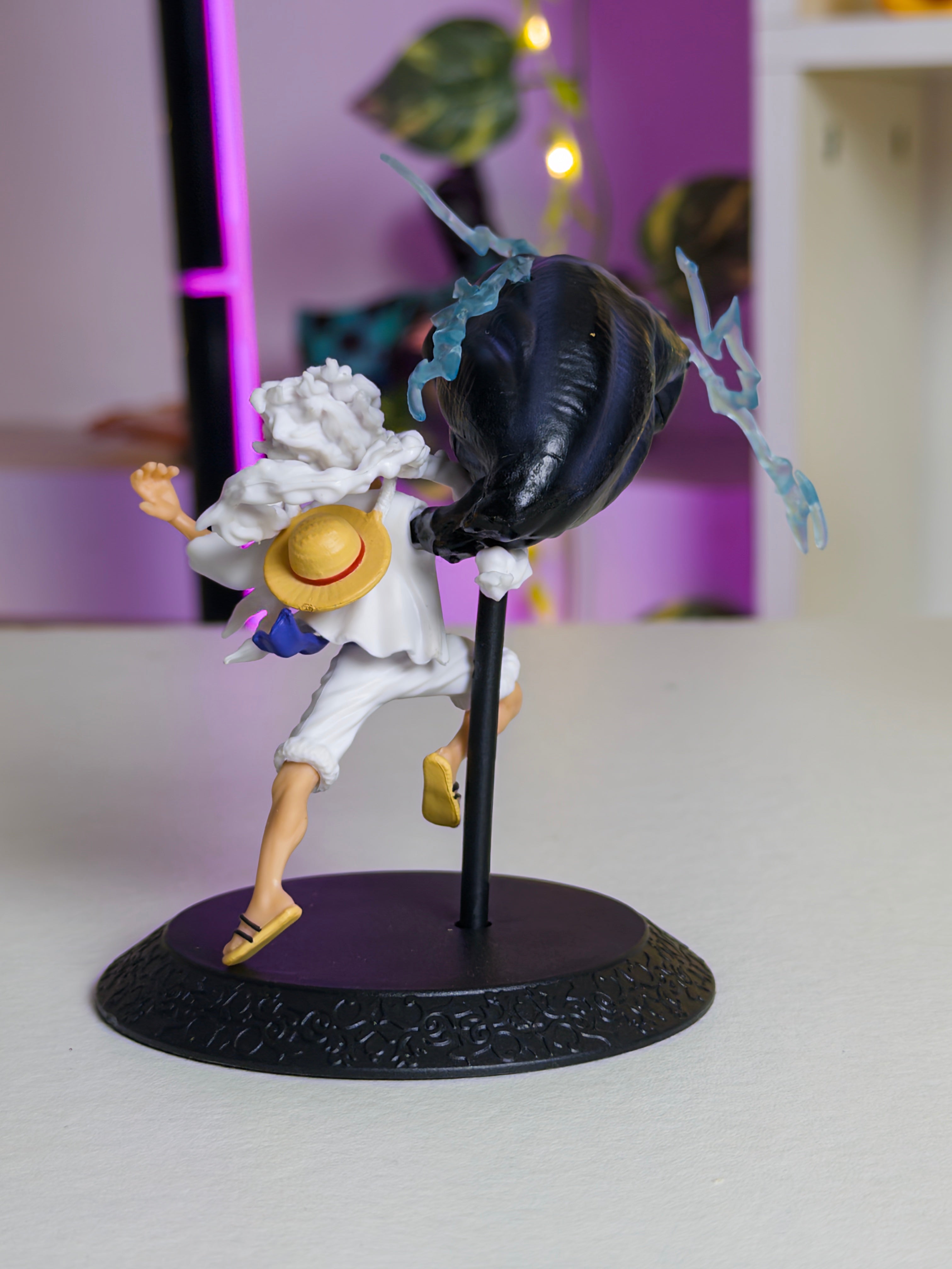 Gear 5 Luffy Giant Fist Pose 15cm — Action Nook Premium Anime Collectible Figure