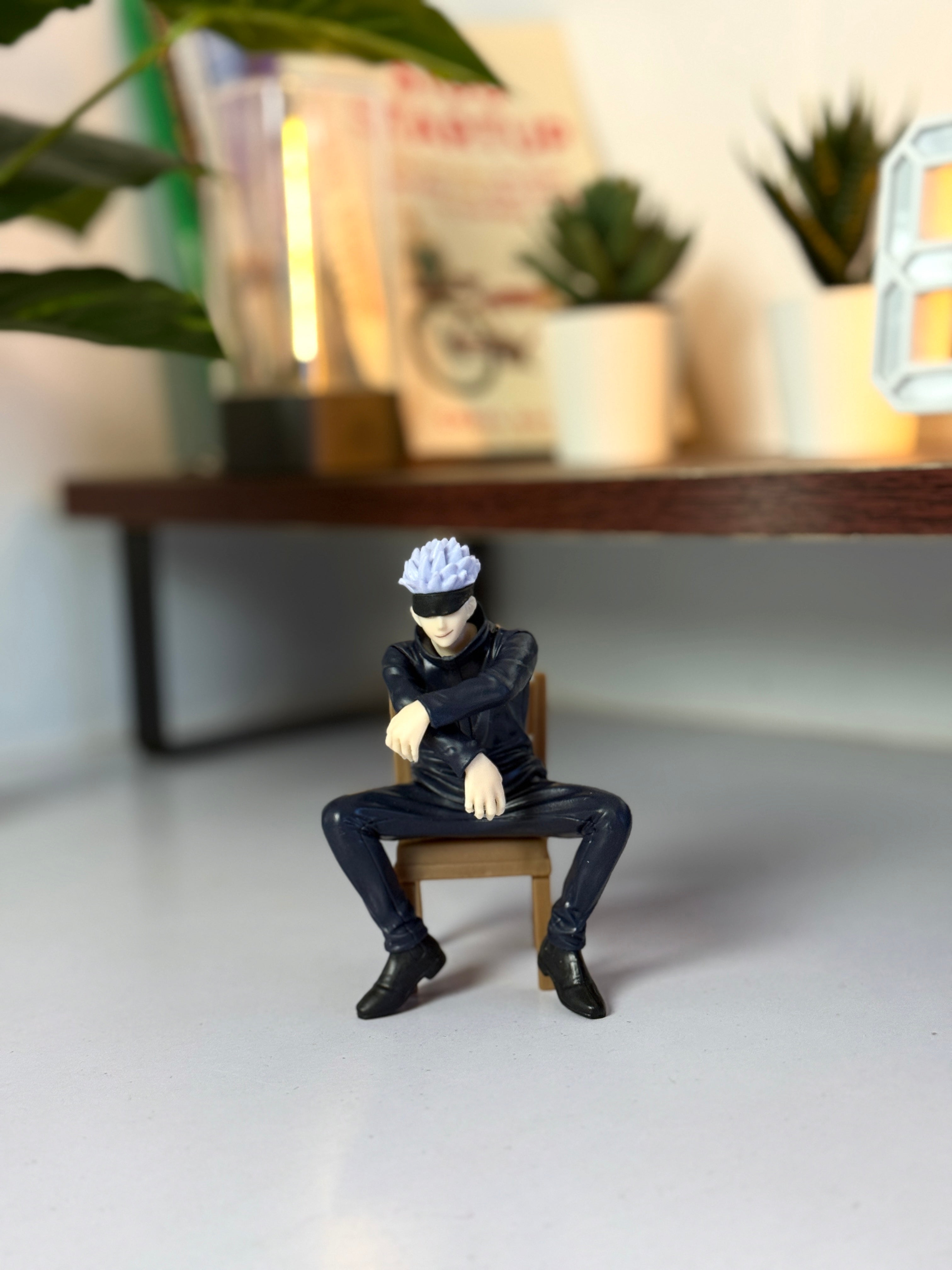 13 cm Satoru Gojo Figurine – Jujutsu Kaisen Sitting Pose Collectible