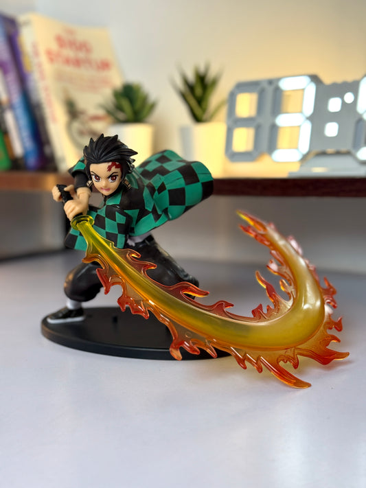 Demon Slayer Tanjiro Kamado 17cm Action Figure – Flame Sword Effect Anime Collectible Statue