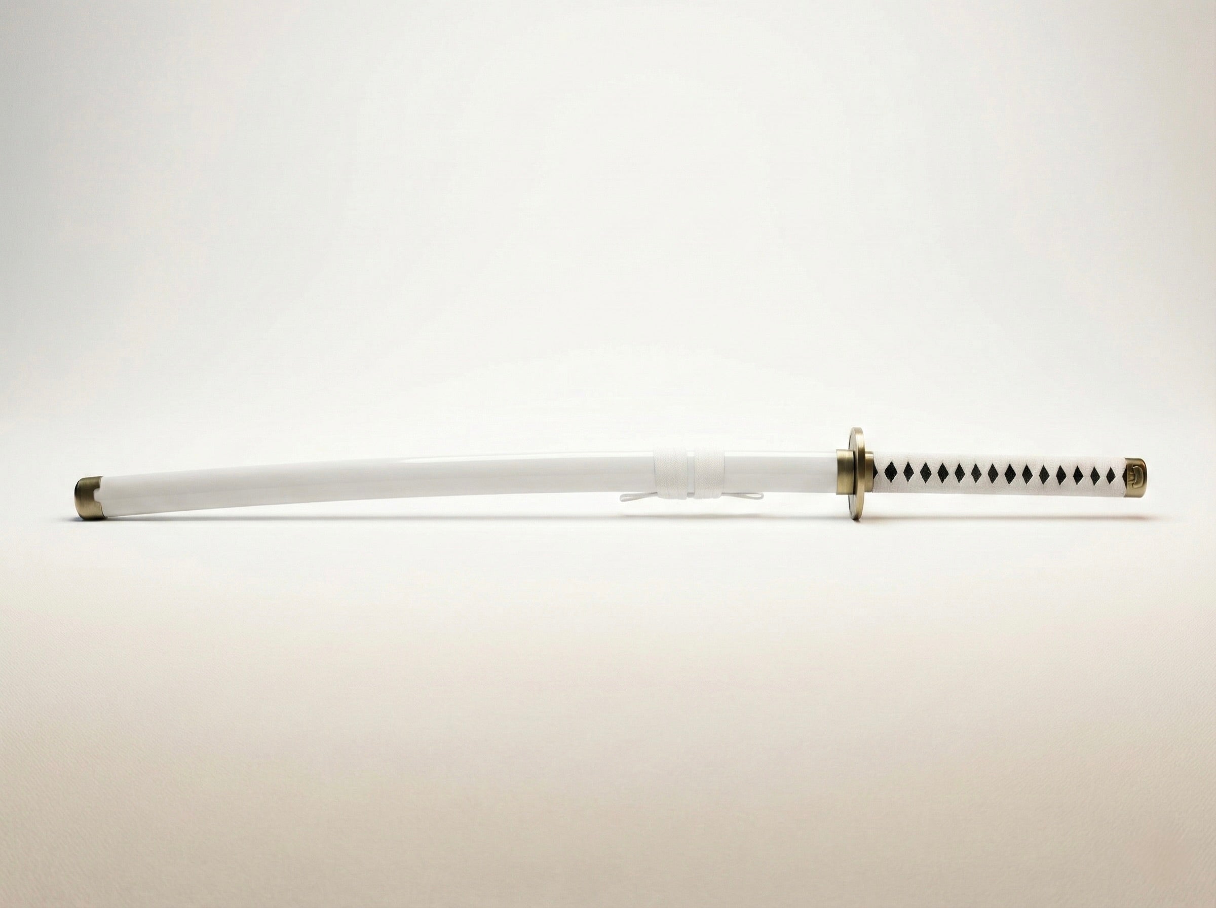 104 cm White Wooden Katana – Anime Style Samurai Sword for Display & Cosplay