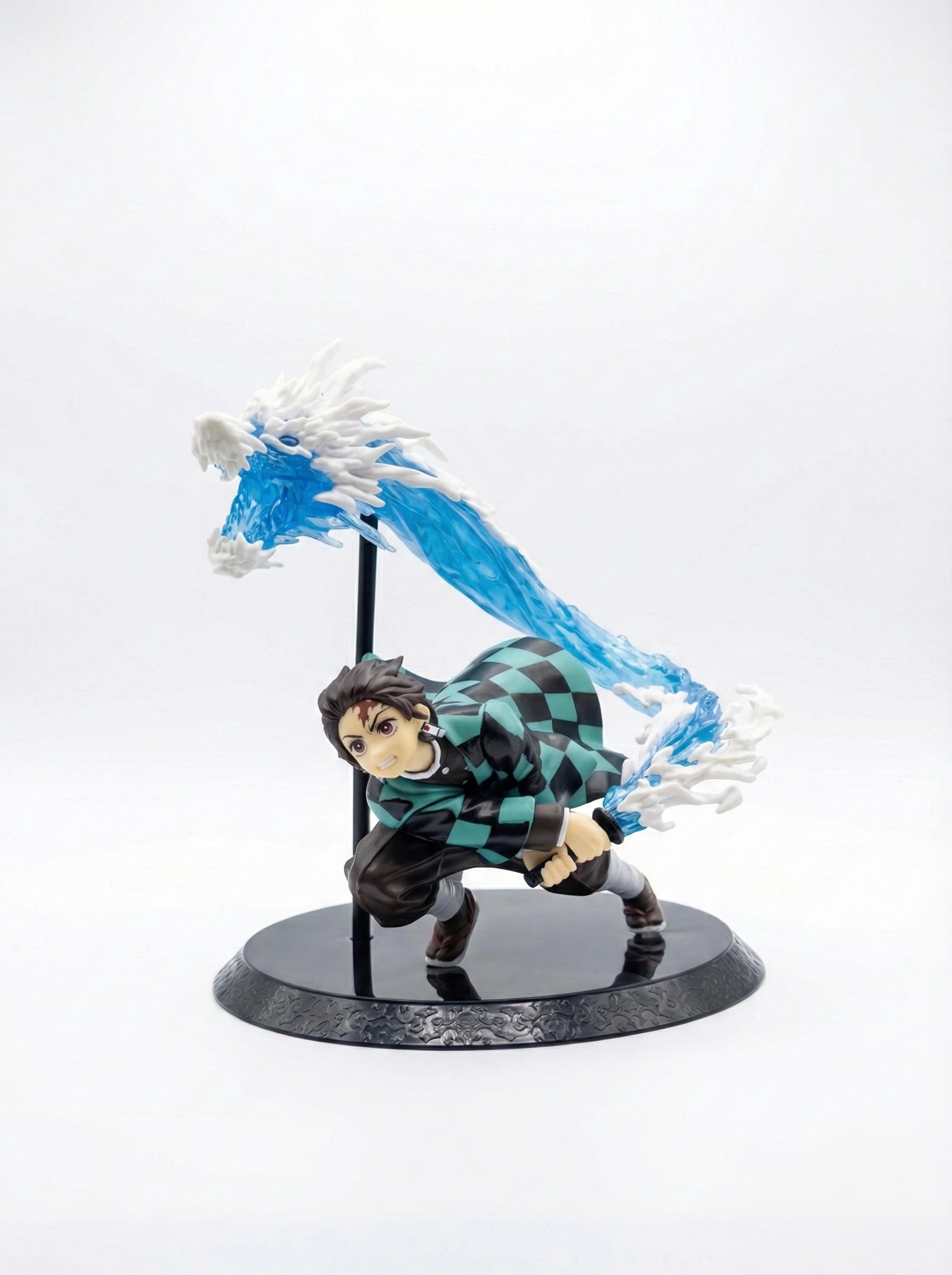 Demon Slayer Tanjiro Kamado Water Breathing Action Figure | Anime Collectible Statue (14 × 18 cm)