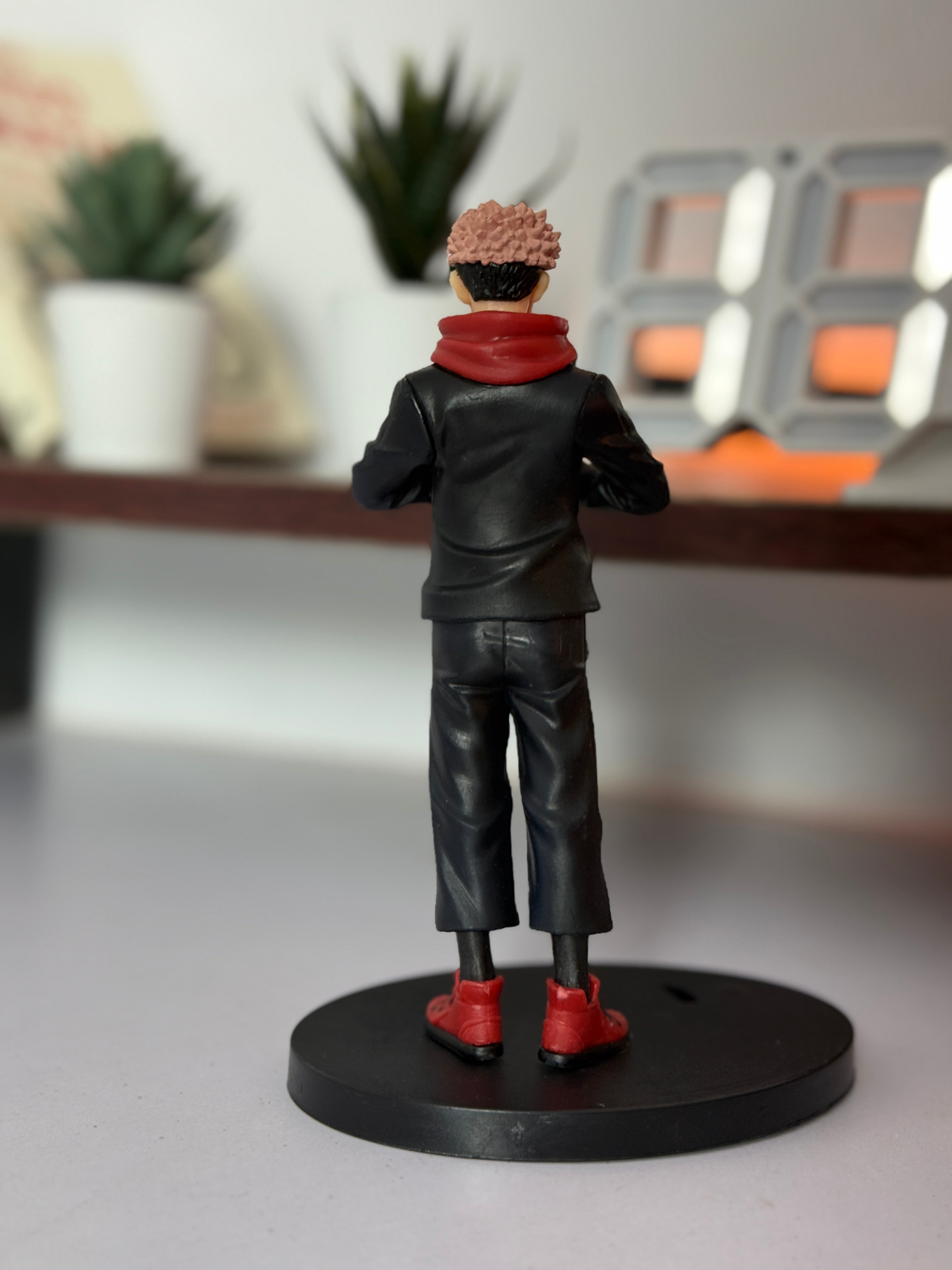 Yuji Itadori Jujutsu Kaisen Action Figure | 18cm Anime Collectible Figurine | Cursed Energy Pose Statue