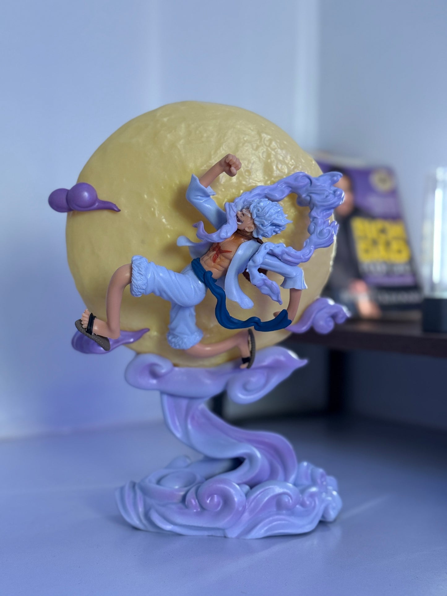 LUFFY GEAR 5 MOON 28CM WITH BLISTER AND BOX