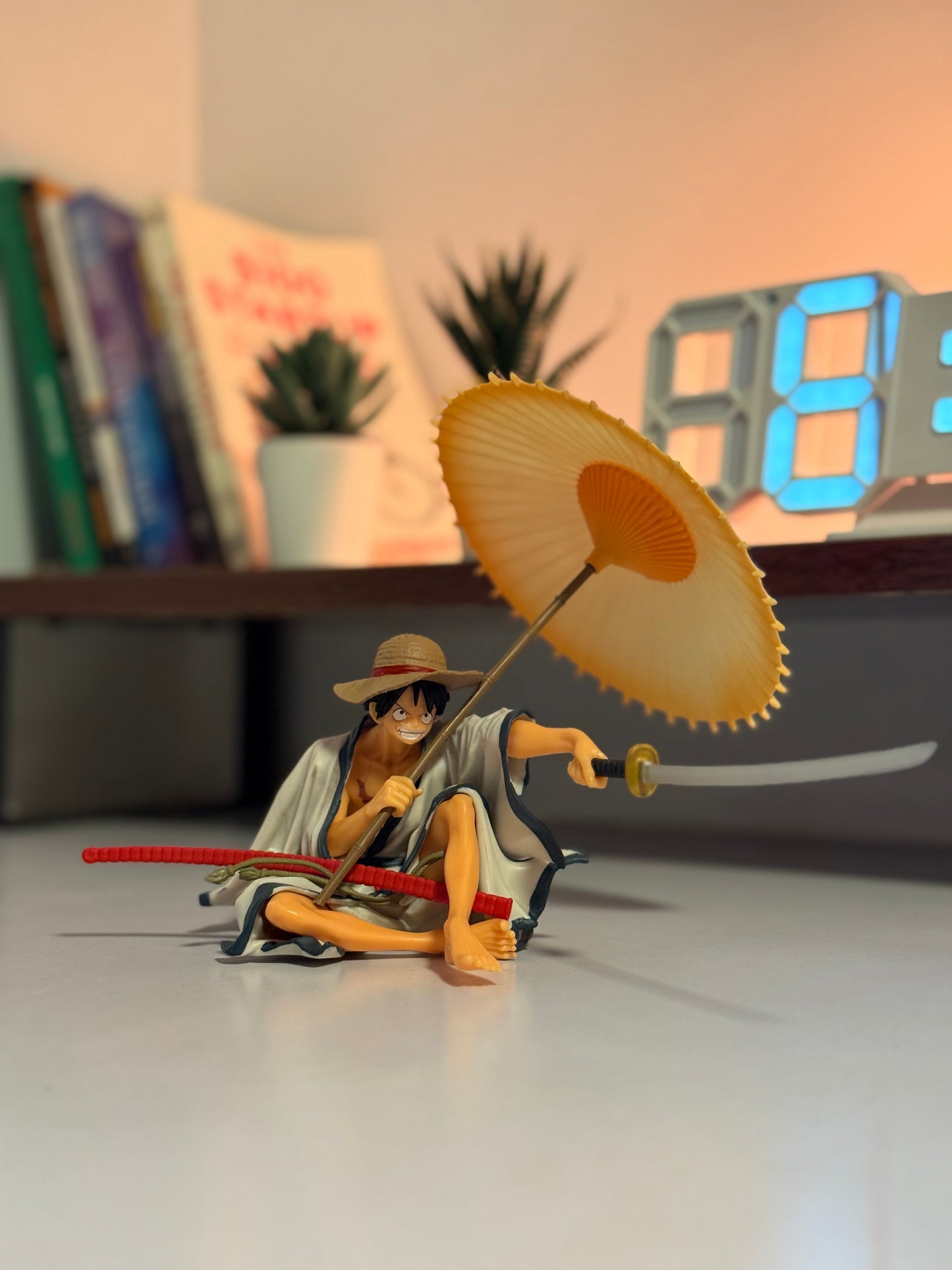 One Piece Luffy Samurai Figure 14cm – Monkey D. Luffy with Umbrella & Sword PVC Statue