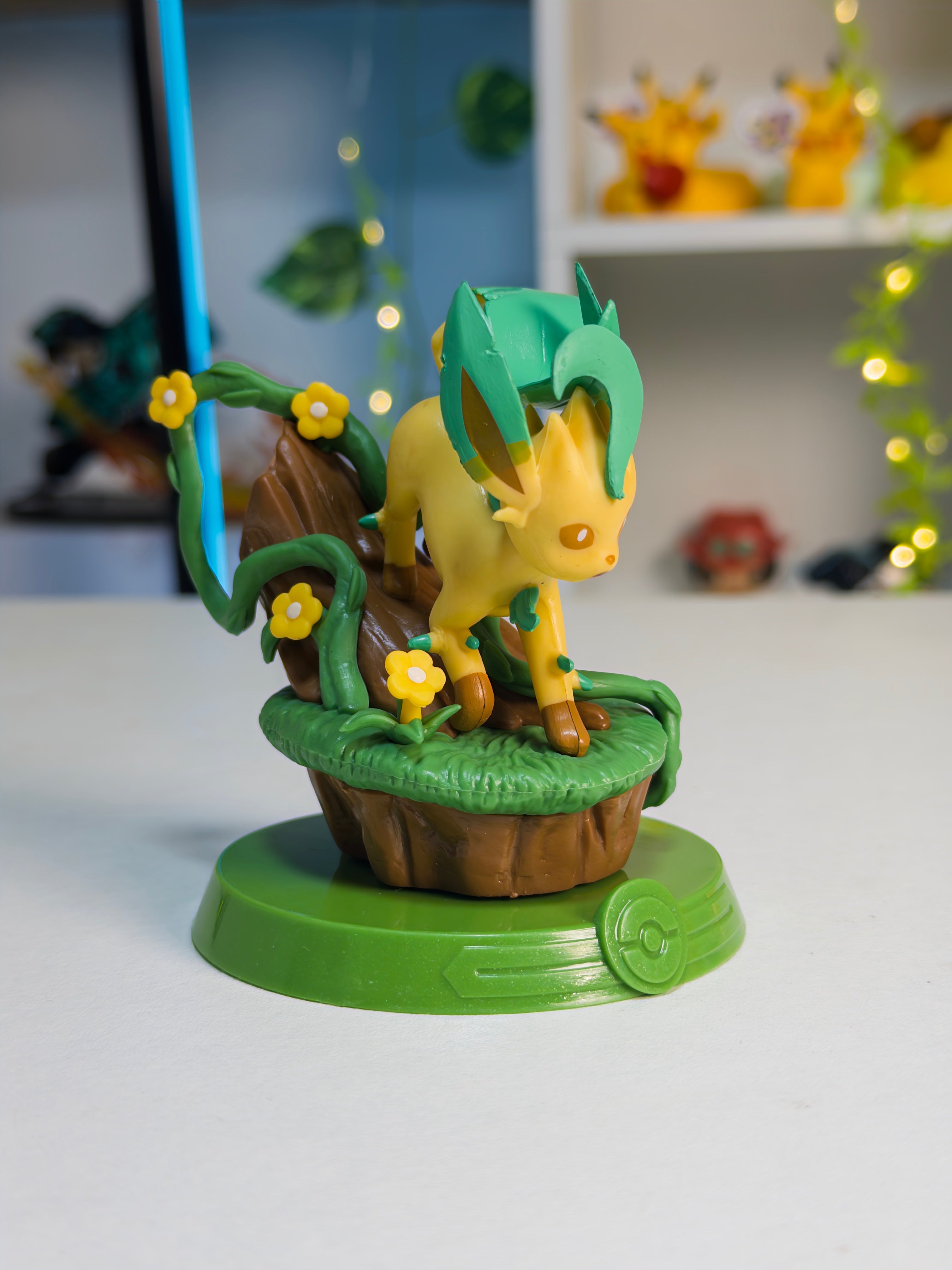 Pokémon Leafeon Grass-Type Action Figure – 12 cm Collectible