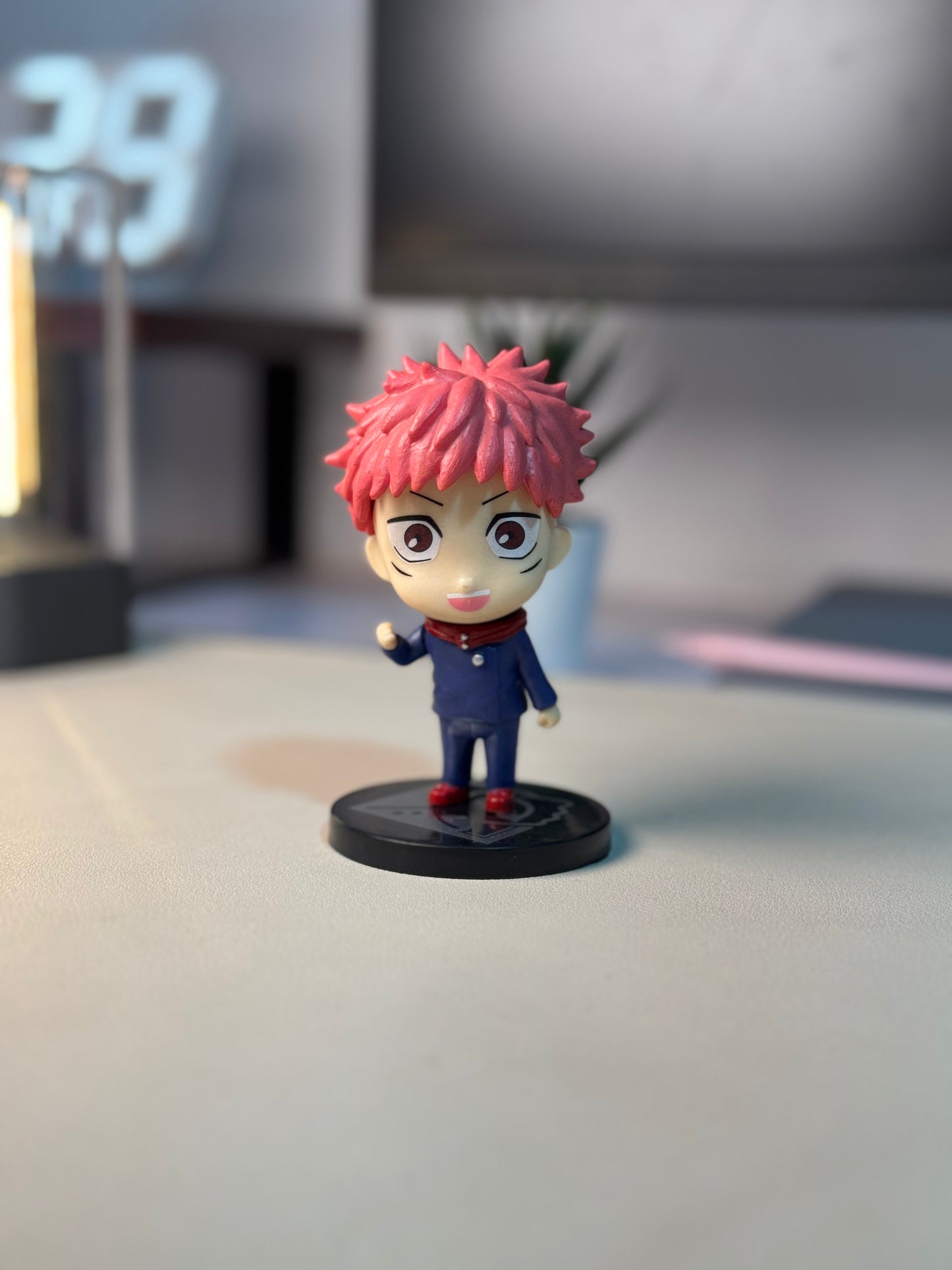 Yuji Itadori Chibi Figure – 10cm Anime Collectible | Jujutsu Kaisen Mini Series