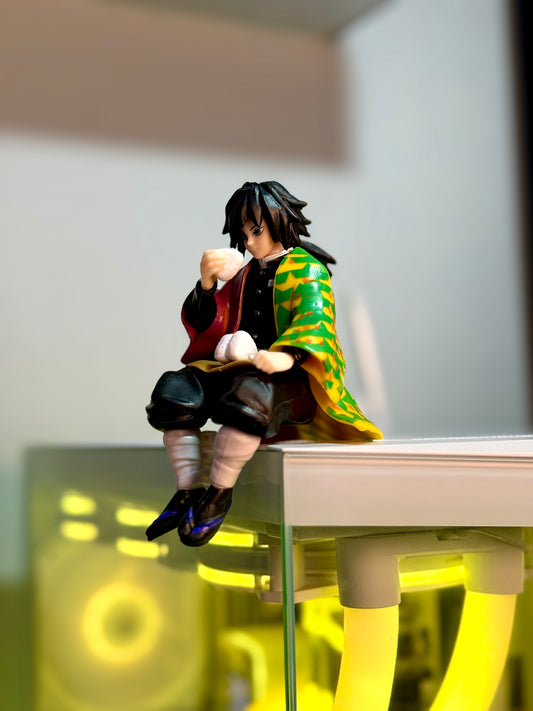 Giyu Tomioka Sitting Action Figure - 14cm Demon Slayer Collectiblec
