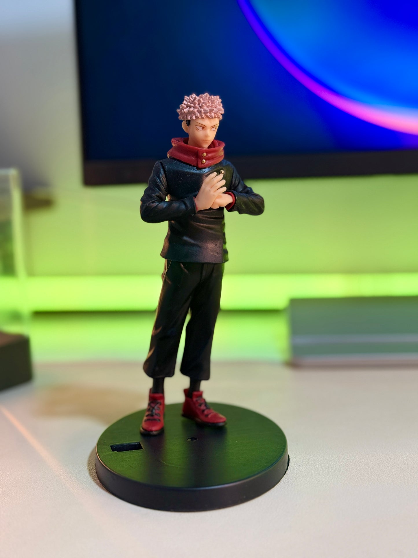 Yuji Itadori Standing Figure - 18cm Jujutsu Kaisen Anime Collectible ...