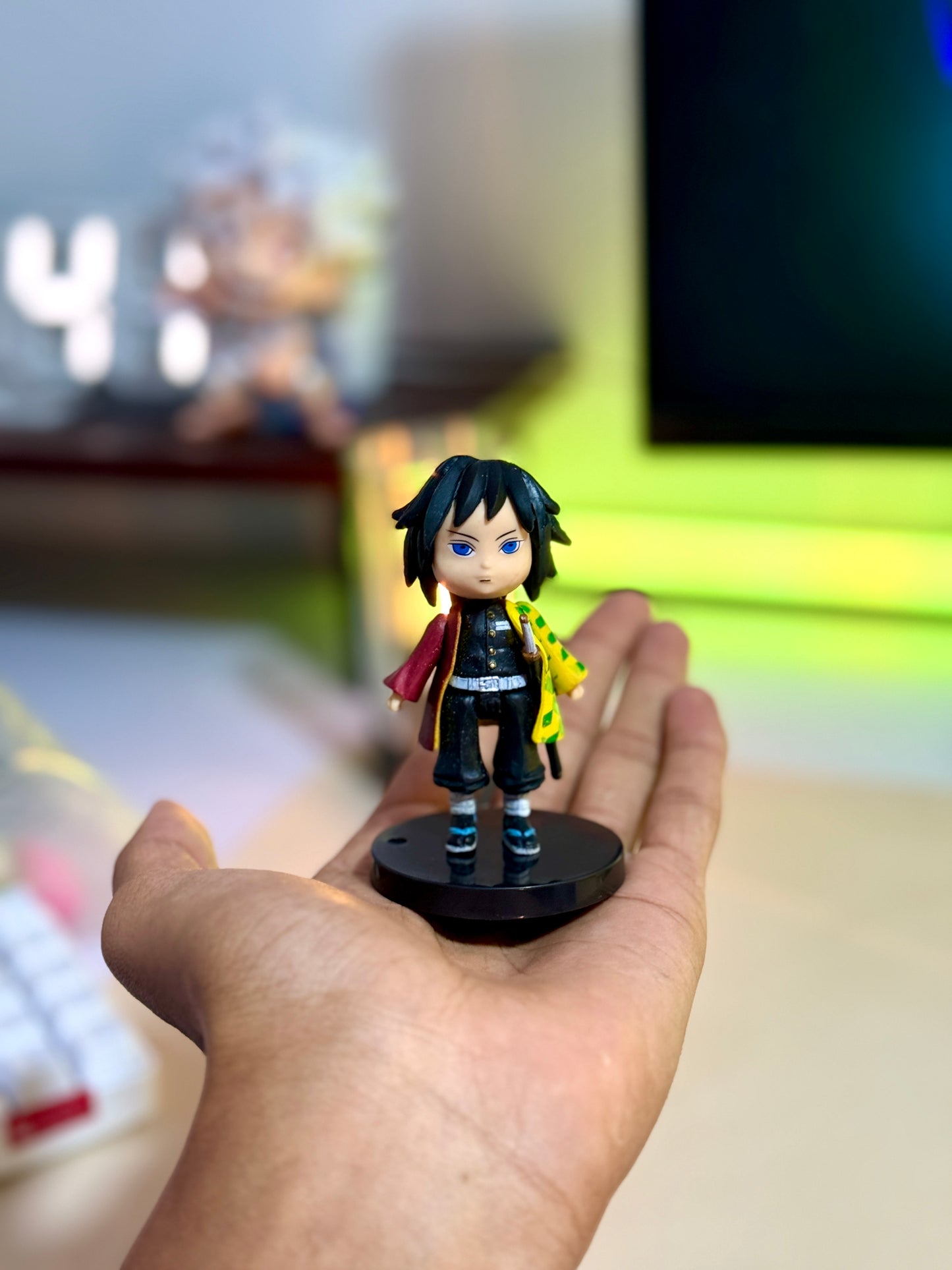 Giyu Tomioka Chibi Figure - 8.5cm Demon Slayer Water Hashira Collectible