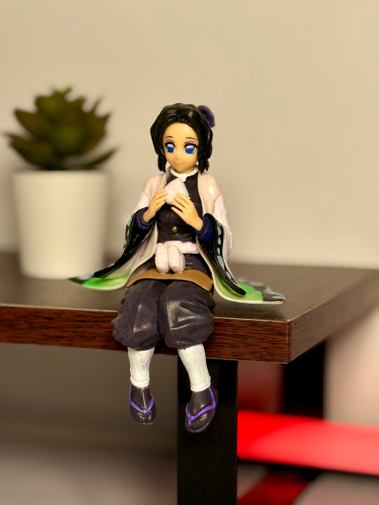 Shinobu Kocho Sitting Figure - 16cm Demon Slayer Insect Hashira Collectible
