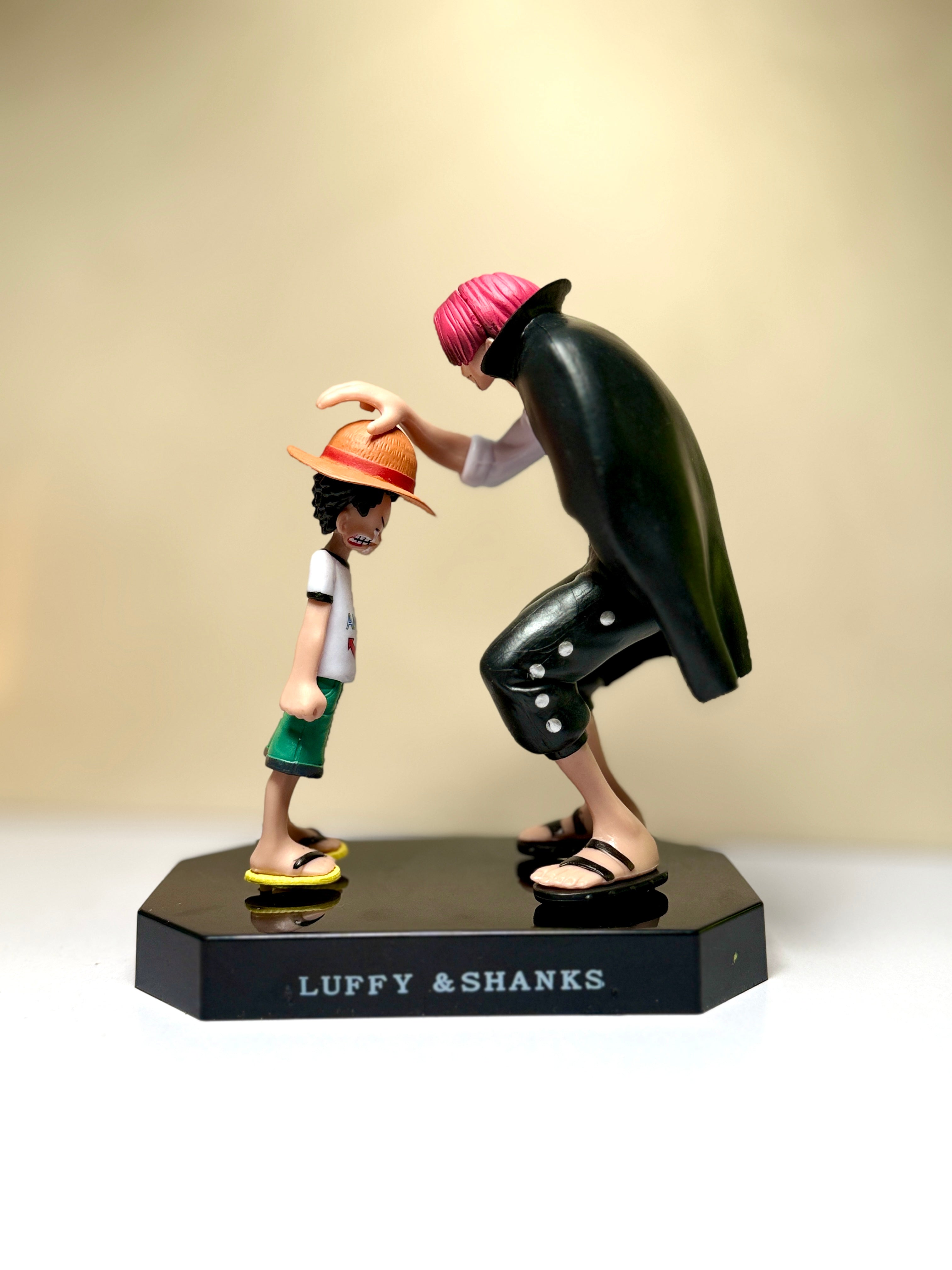 One Piece Luffy & Shanks Iconic Moment Figure Set - 19cm Red-Haired Shanks & Young Luffy Collectible