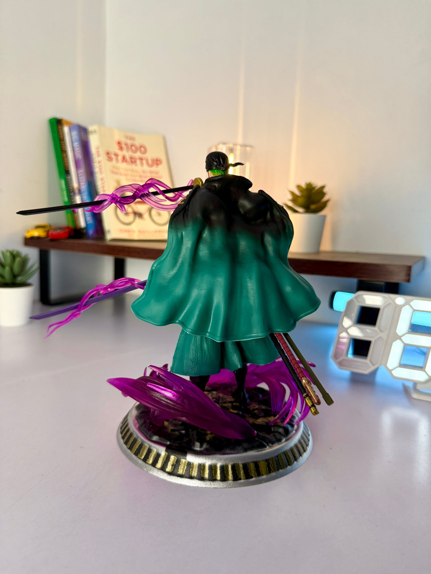 Roronoa Zoro Three-Sword Style Black Cap Figure - One Piece Collectible (21CM)