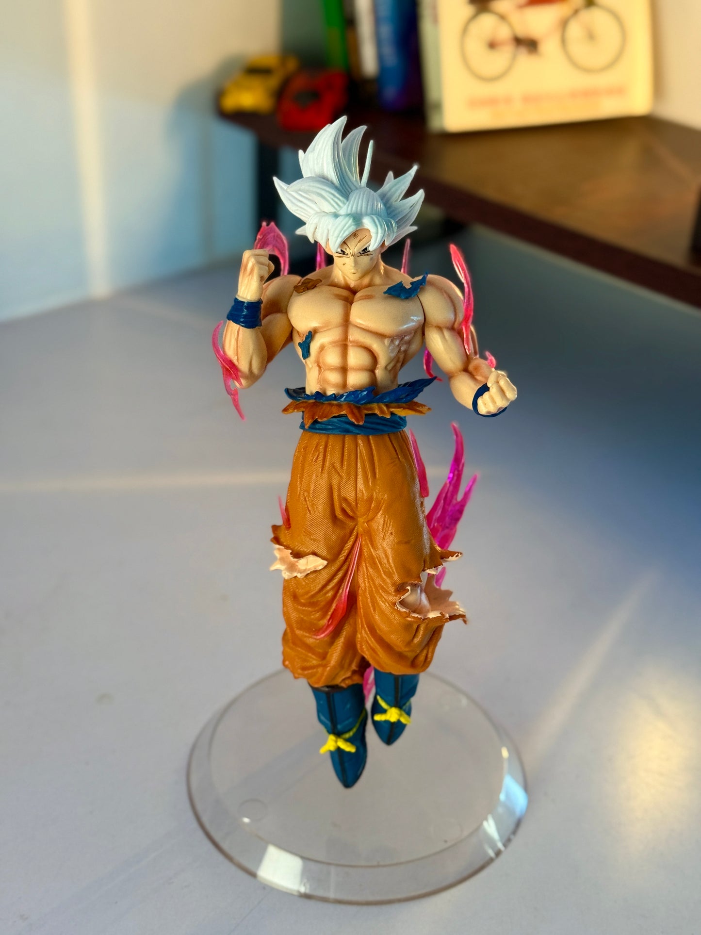 Goku Ultra Instinct Awakened Figure - Dragon Ball Super Collectible (22CM)