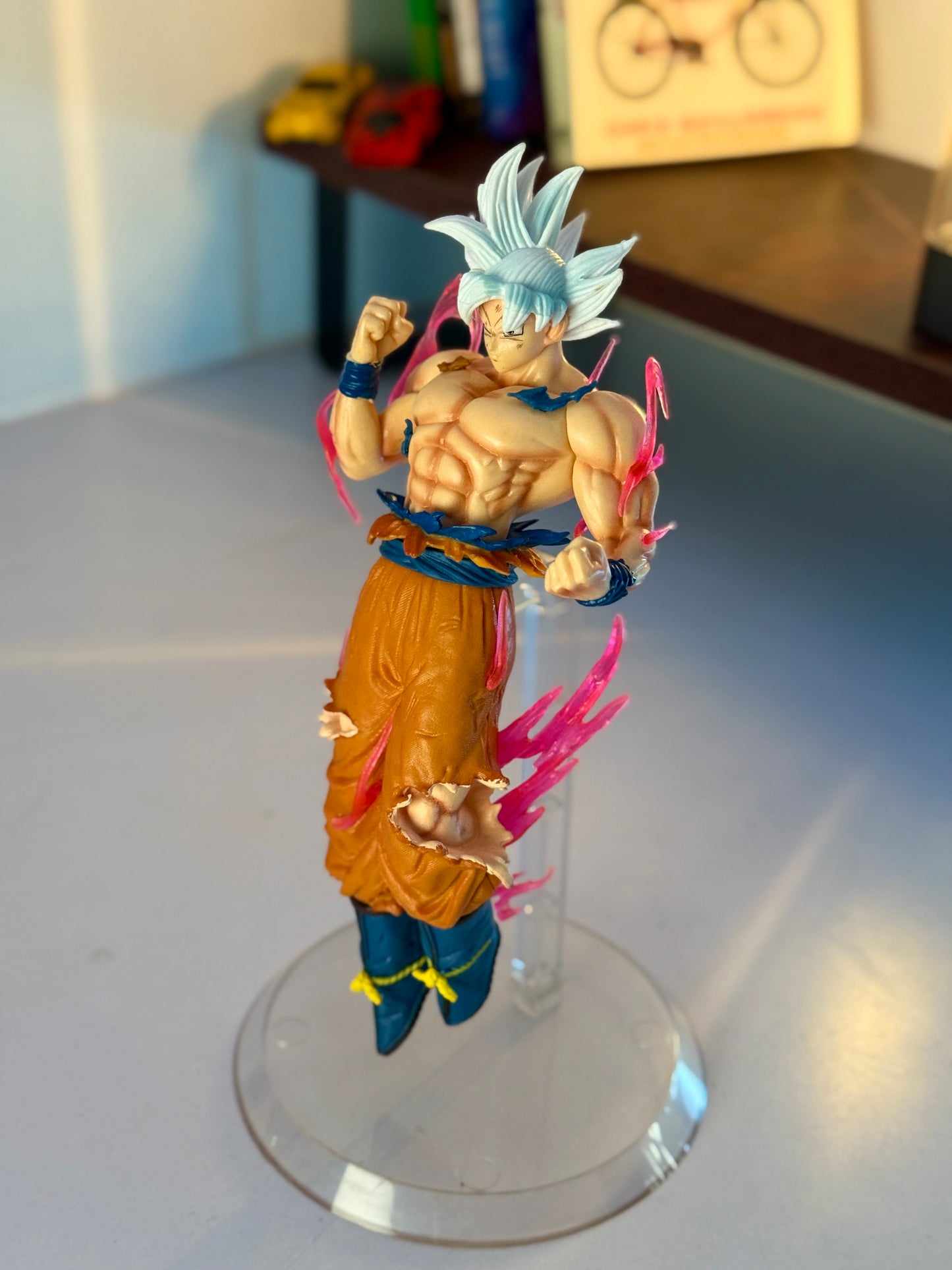 Goku Ultra Instinct Awakened Figure - Dragon Ball Super Collectible (22CM)