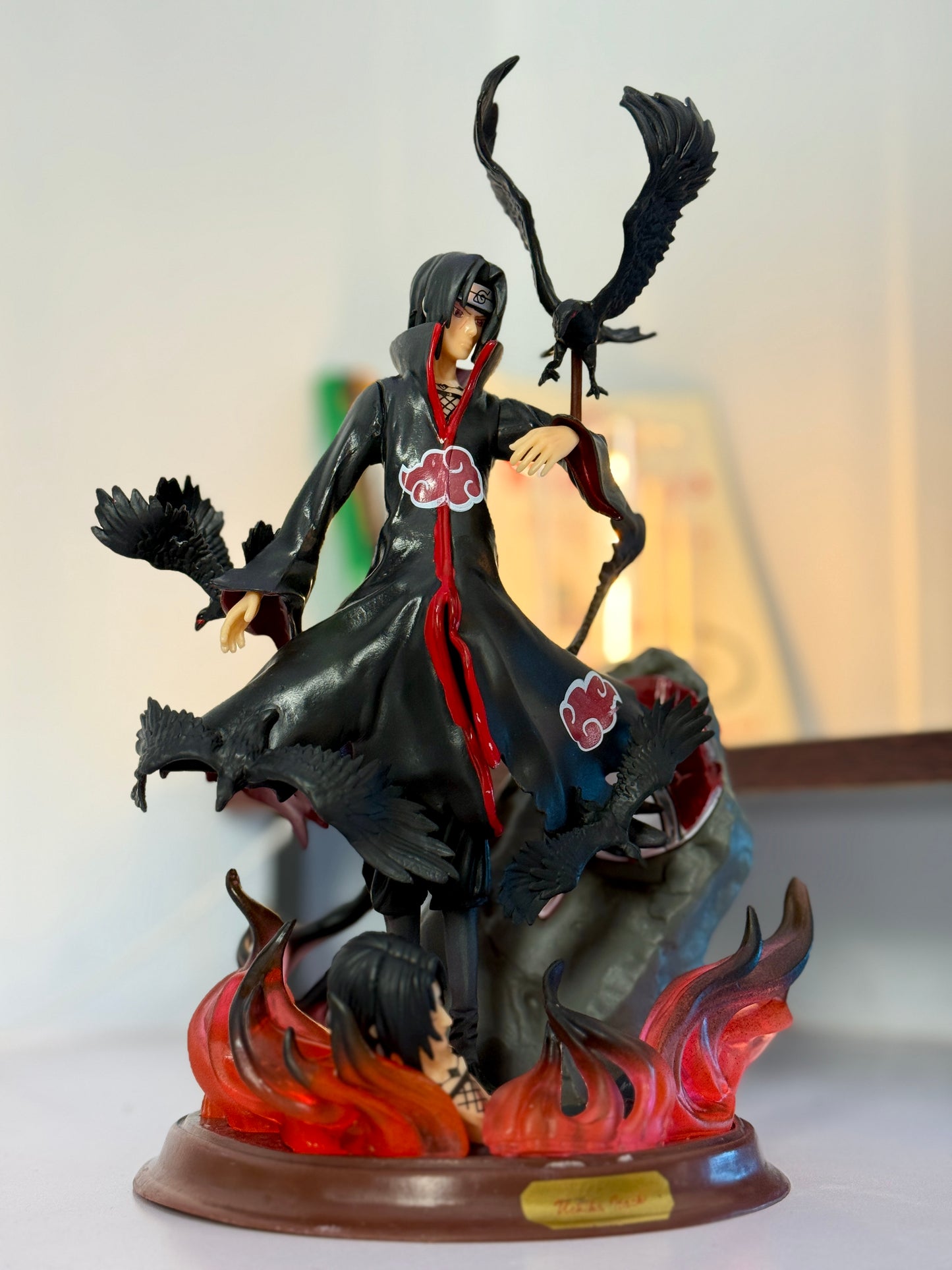 Itachi Uchiha Crow & Amaterasu Flames Action Figure - Naruto Shippuden Collectible (25cm)